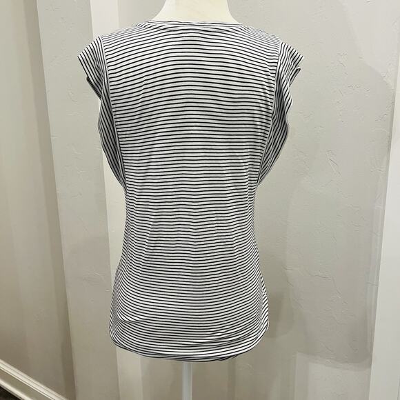 Banana Republic Black White Stripe Tee Cap Sleeve Size XS - Picture 3 of 4